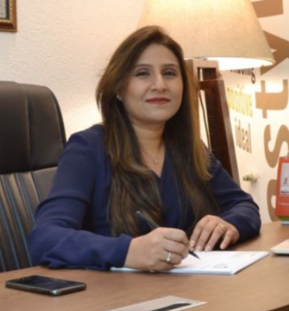 Dietician Reema Madhian At Noida Diet Clinic