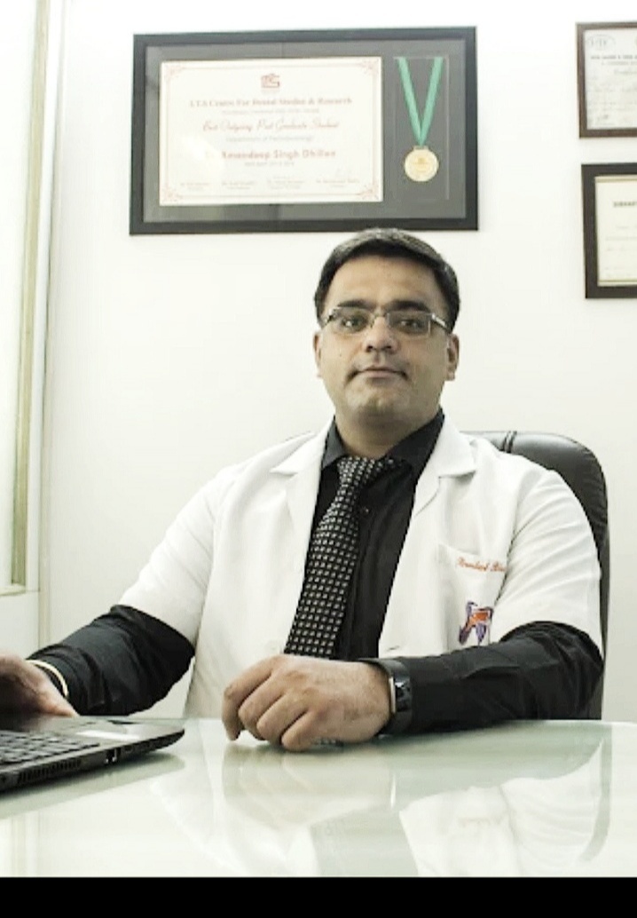 Dr. Amandeep Dhillon - Periodontist & Implantologist at Dental Bliss, East of Kailash