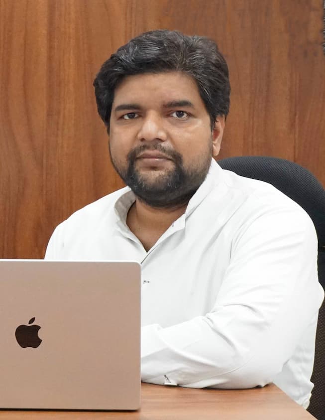 Dentist in Sector 41, Noida - Dr. Sarvesh Mishra