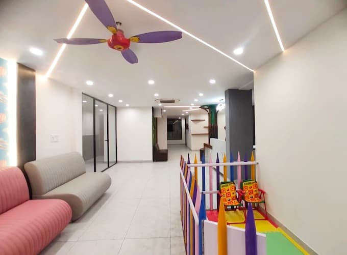 Waiting & Kids Zone at KushMedicare Child Clinic, Sector 92, Noida
