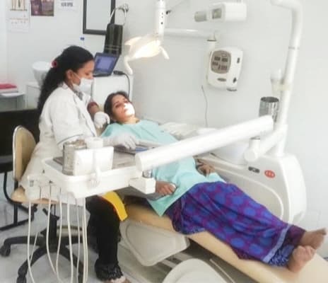 Braces Specialist (Orthodontist) in Paschim Vihar - Dr. Parul Gupta