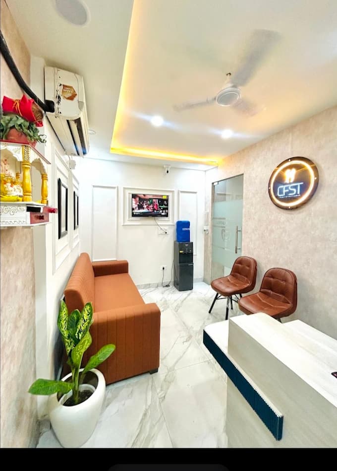 Waiting Area - CFST Centre For SmileArt Dentistry Clinic in Sector 27, Noida