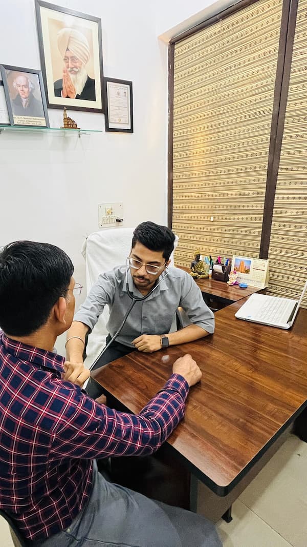 Aura Homeopathy Clinic Sector - 4 Dwarka - Consultation Area