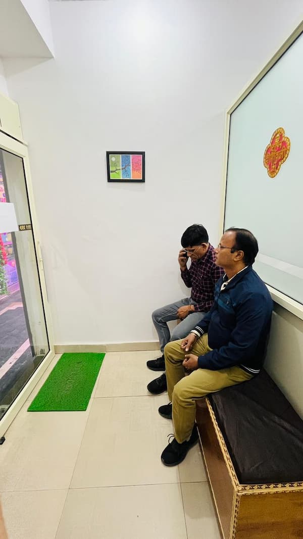 Aura Homeo Clinic Sec - 4, Dwarka - Waiting Area