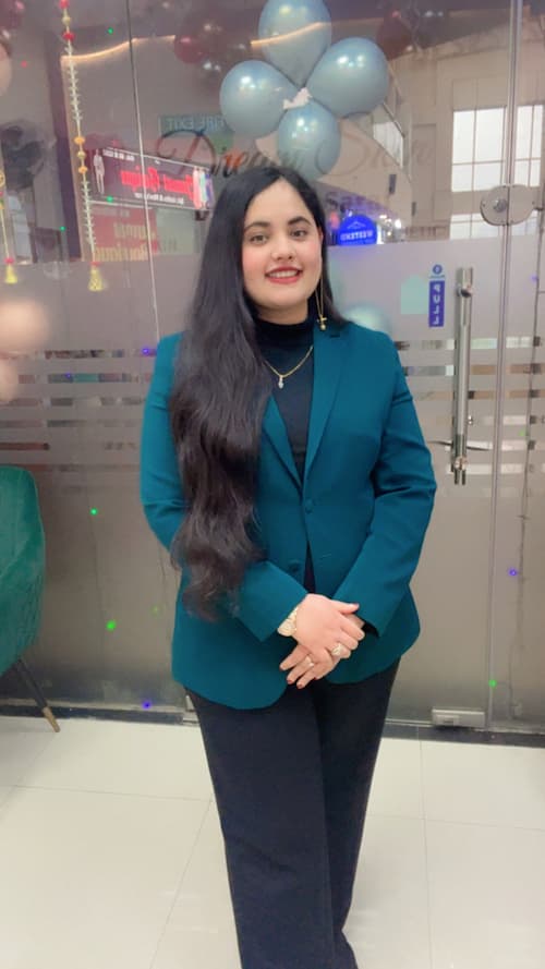 Dr. Roshni Saraf - Skin Doctor in Sector 78, Noida