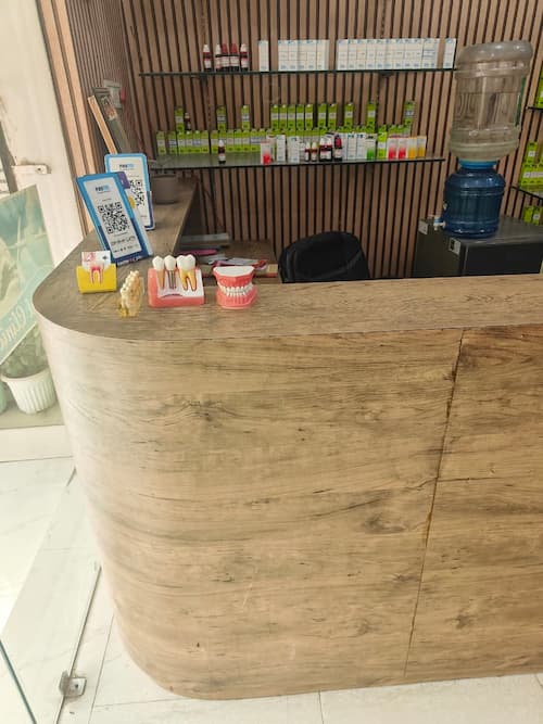 best dental clinic and staff in sector 141, noida